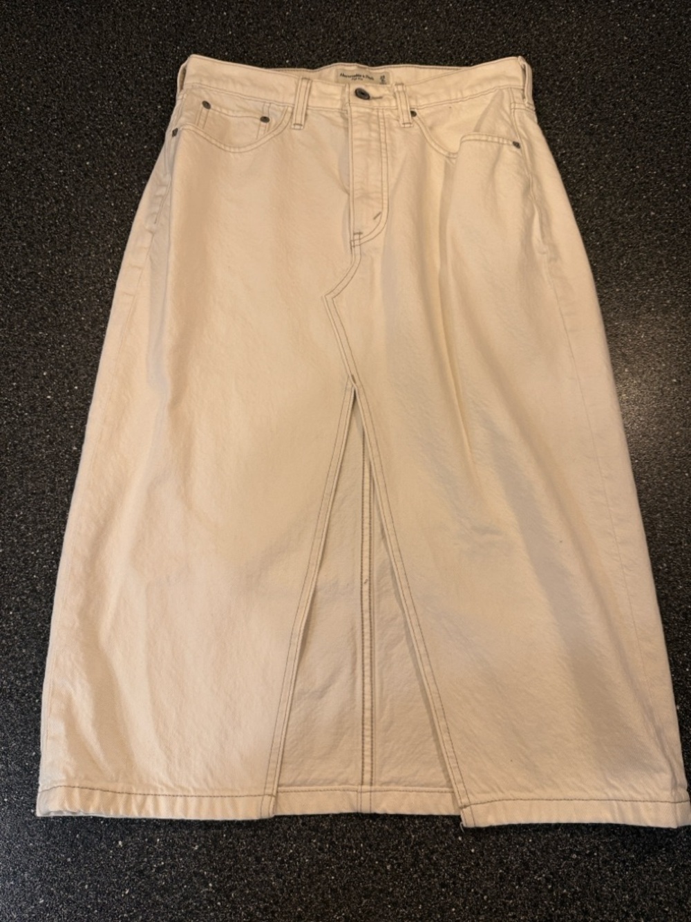 Abercrombie & Fitch Cream Midi Denim Skirt with Center Front Inset - size 6P